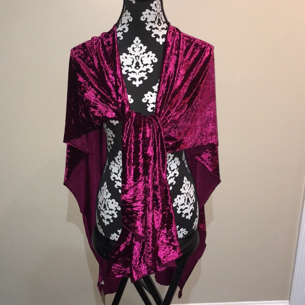 NEW WITH TAGS!!